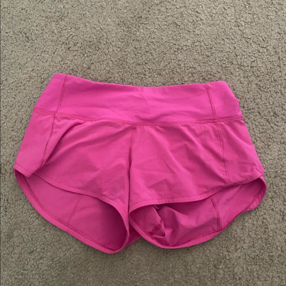 Lululemon Speed Up Low Rise Lined Short 2.5” Size 2 Sonic Pink